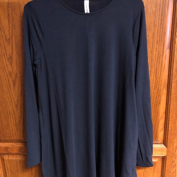 Long sleeve swing tunic with pockets in Navy - Picture 1 of 2